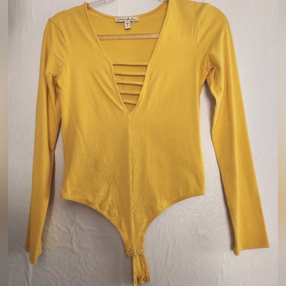 NWOT Express bodysuit size Small